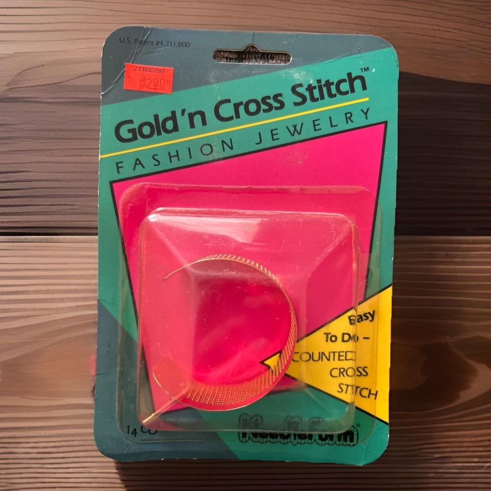 Needleform Gold'n Cross Stitch Brand Fashion Jewelry Bracelet New Old Stock 1990 - Picture 1 of 6